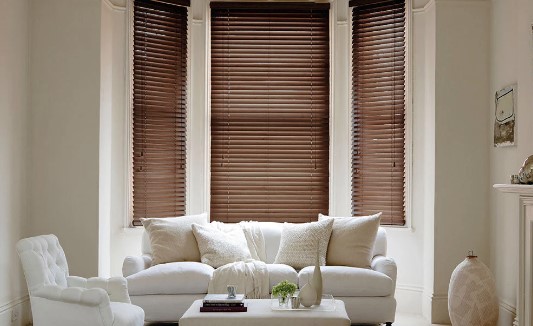 Высококачественные деревянные жалюзи – вневременная элегантность и превосходное мастерство